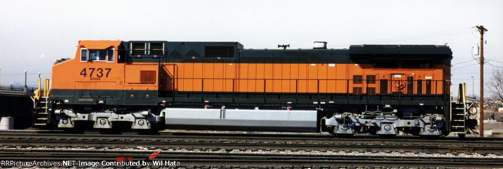 BNSF C44-9W 4737